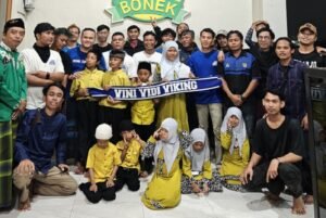 Viking Surabaya Berbagi Berkah, Santuni Anak Yatim di Panti Asuhan Bonek