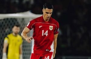 Rumor Transfer Persib: Joey Pelupessy Mendekat, Maarten Paes Masuk Radar Joey Pelupessy