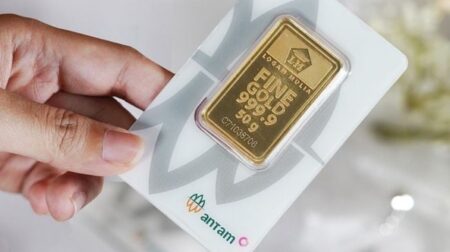 Harga Emas Antam Anjlok Rp177.000 per Gram, Turun ke Level Rp2,31 Juta Ilustrasi emas antam