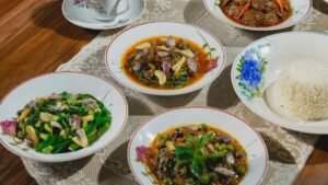 Hangat dan Otentik, Wangi Seruni Sajikan Masakan Rumahan Penuh Nostalgia