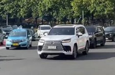 Gembar-gembor Pajak Tapi Mobil Mewah Nunggak, Dedi Mulyadi Dikritik Publik