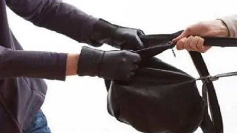 Modus Guru Baru, Pria Tak Dikenal Gasak Perhiasan Emas Siswa SD di Cirebon