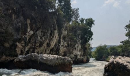 Sanghyang Kenit, Destinasi Wisata Alam Purba yang Tersembunyi di Bandung Barat