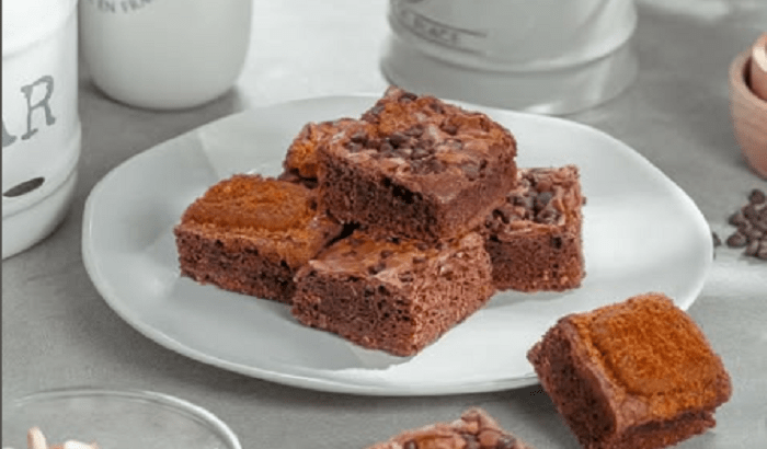 5 Oleh-Oleh Bandung Paling Viral 2025, dari Brownies Hits hingga Cireng Kekinian!