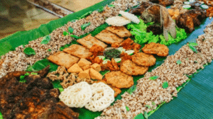 10 Rekomendasi Tempat Makan Siang Terbaik di Bandung, Wajib Masuk Itinerary Kamu!