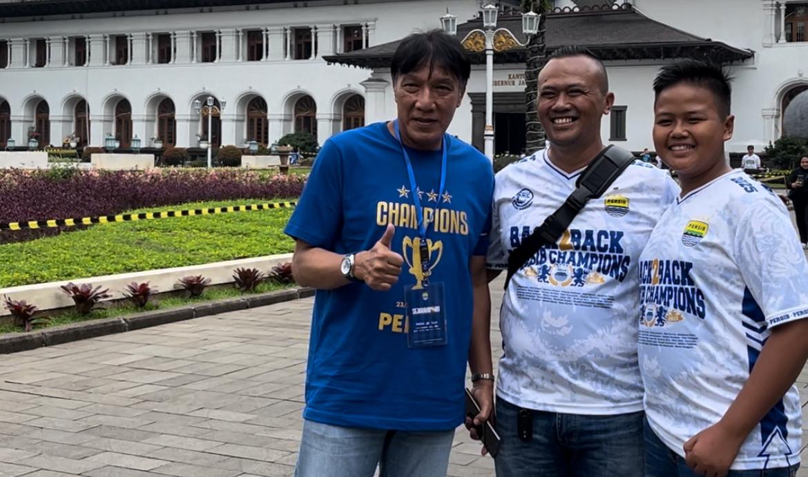 Juara Back to Back, Robby Darwis Ingatkan Persib Perkuat Pertahanan Musim Depan