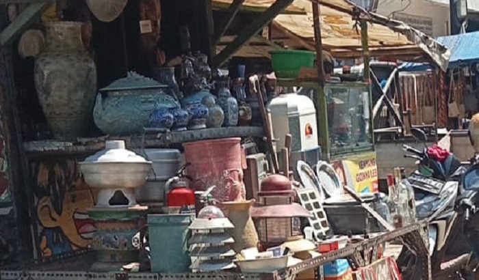 4 Pasar Loak Bandung yang Legendaris dan Wajib Dikunjungi
