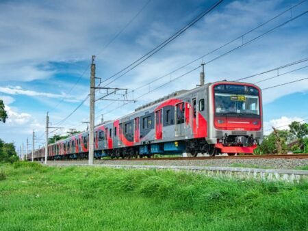 Imbas Banjir Jakarta dan Semarang, KAI Daop 2 Bandung Batalkan Sejumlah Perjalanan Kereta