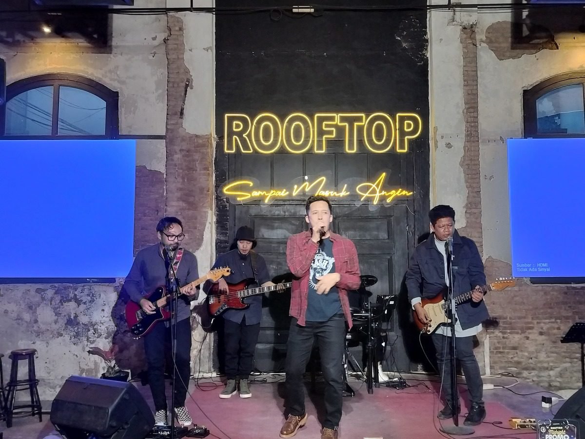 12 Tahun Vakum, Phantom Comeback dengan Warna Baru Lewat Mini Album