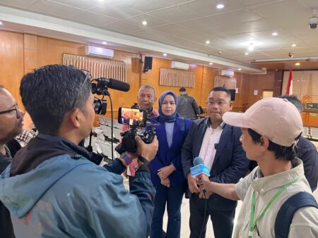 Revelino Bongkar Fakta Baru, Minta Gugatan Lisa Mariana terhadap RK Dibatalkan