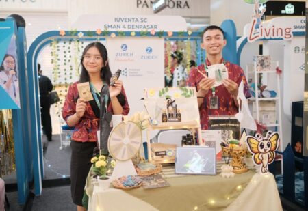 Zurich Entrepreneurship Program Cetak Lebih dari 9.700 Wirausahawan Muda di Indonesia