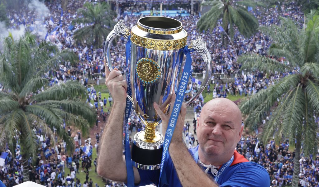 Dua Musim, Dua Gelar! Bojan Hodak Bicara Realita Beratnya Liga Indonesia Bojan Hodak