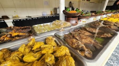 Kembang Wangi Bandung, Rekomendasi Tempat Makan Sunda Estetik dan Murah di Cihapit