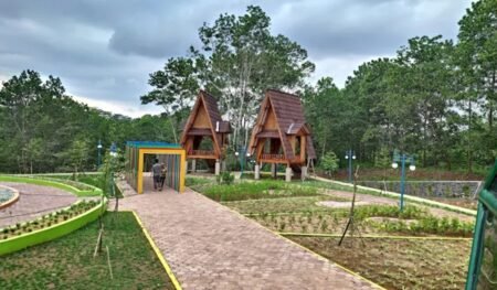 Pemandangan alam dan tempat wisata Kota Banjar yang indah dan memikat wisatawan.