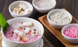 Cuaca Dingin? Ini 5 Tempat Minum Sekoteng Paling Nikmat di Bandung