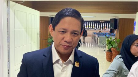 Bukan Konflik Hanya ‘Salah Oper’, Kata DPRD Jabar soal Wagub Erwan dan Sekda Herman