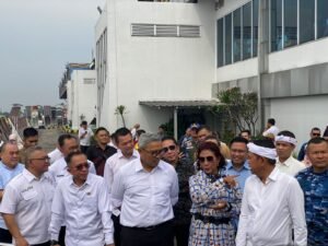Dedi Mulyadi Sentil Warisan Ridwan Kamil, Farhan Siap Bongkar Teras Cihampelas?