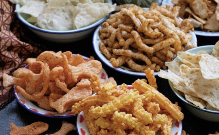 Bikin Nagih! Ini 5 Tempat Belanja Keripik Bandung Favorit Wisatawan