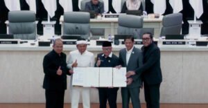 RPJMD Jabar Disahkan, Dedi Mulyadi Siap Rombak Desa dan Satukan BUMD