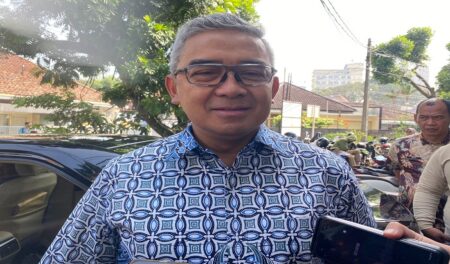 Wali Kota Bandung soal Angkot Pintar: Konsep Belum Matang, Masih Kertas