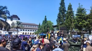pekerja pariwisata