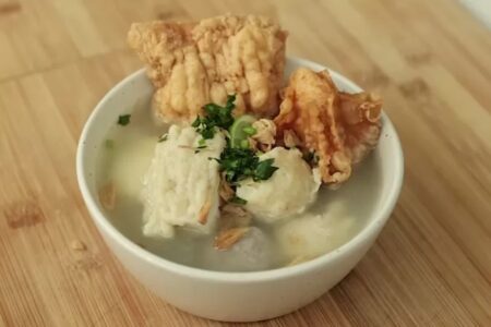 Semangkuk cuanki hangat di Cuanki Serayu