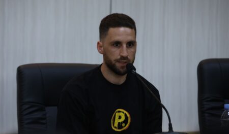 Debut Bersama Persib, Luciano Guaycochea Janji Tampil Maksimal Lawan Port FC