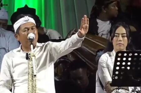 Dedi Mulyadi Menangis di Pelabuhan Ratu: Saya Ditagih Nyi Ratu Dedi Mulyadi