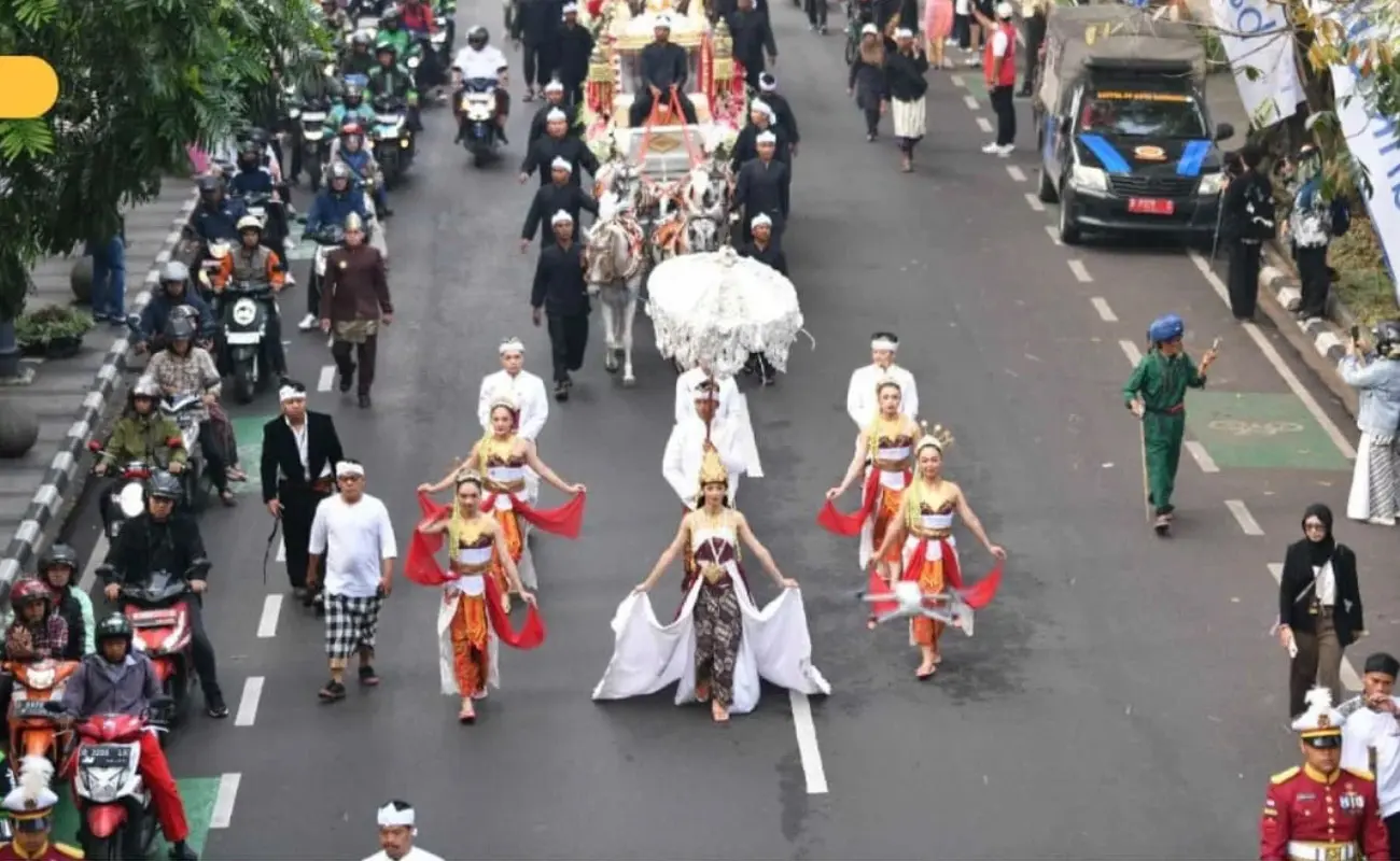 Kirab Budaya HUT Jabar 2025