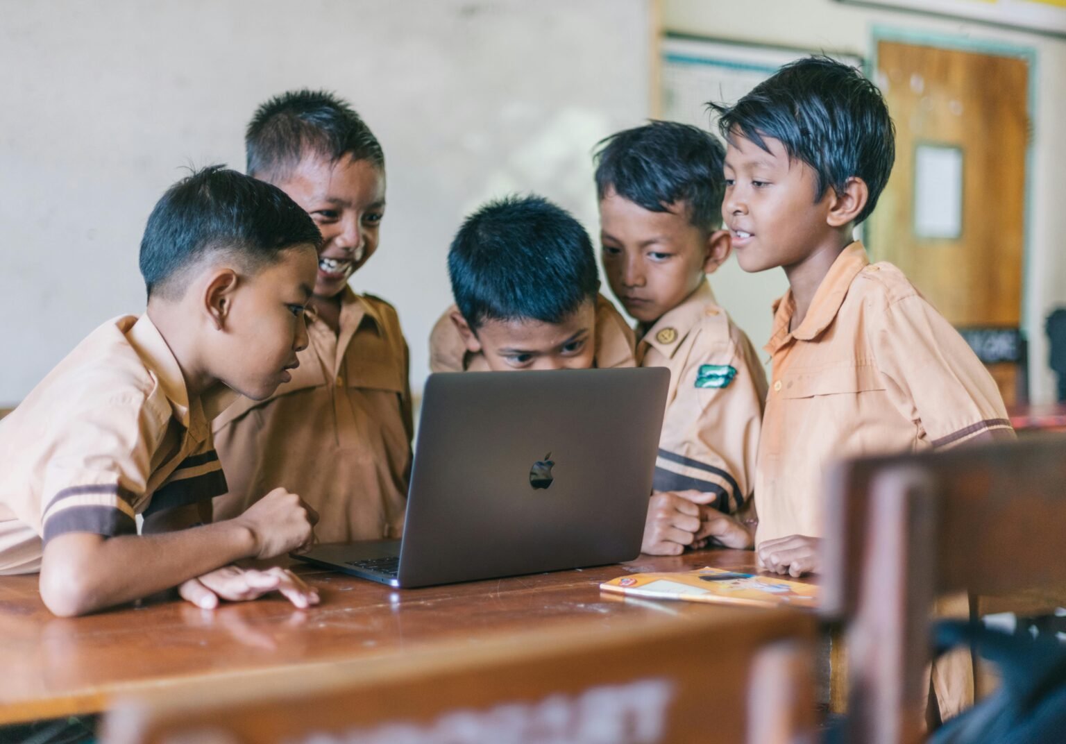 Syarat Pencairan dan Cara Cek Penerima Bantuan PIP 2025