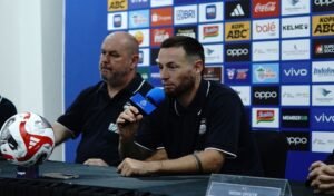 Mental Juara! Marc Klok Ingin Persib Menang di Kandang Lawan Semen Padang