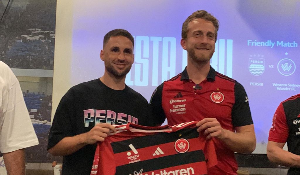 Uji Coba Kelas Dunia! Guaycochea Ungkap Target Persib Hadapi Tim Australia persib