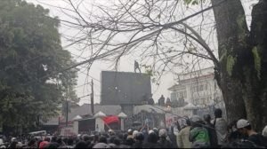 demo dprd jabar