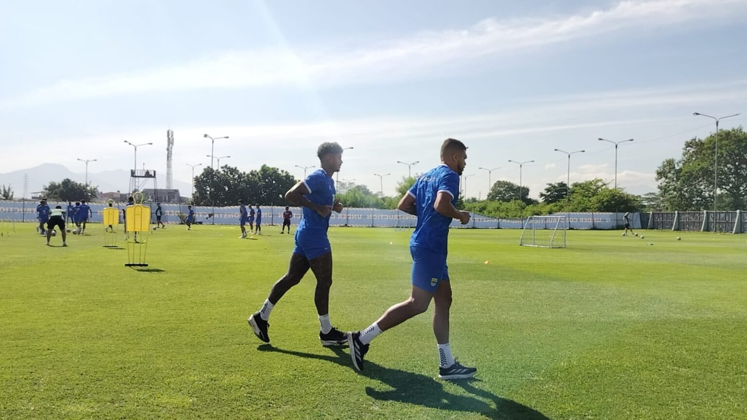 Ramon Tanque dan Berguinho