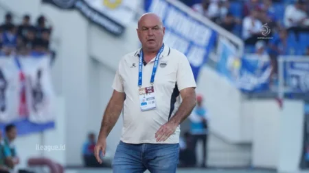 Pelatih Persib Bojan Hodak Diisukan Gantikan Patrick Kluivert di Timnas Indonesia Pelatih Persib, Bojan Hodak.