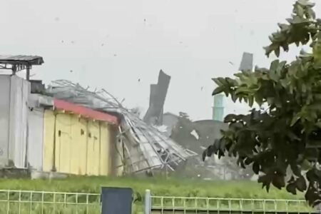 13 Bangunan Rusak Akibat Angin Puting Beliung di Soreang, 3 Warga Luka-Luka