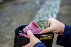 Cara cek bansos PKH tahap 4 2025 pakai KTP.