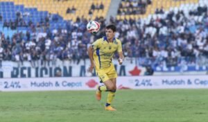 Main di GBLA, Barba Pasang Target Persib Wajib Menang atas Madura United