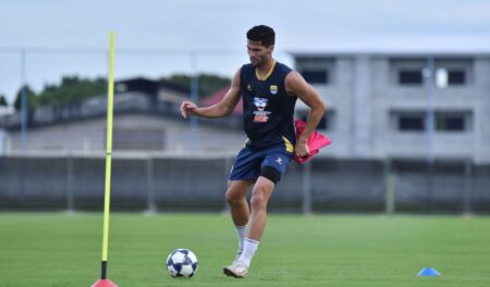 Pede Maksimal! Julio Cesar Pastikan Persib Tak Gentar Hadapi Bangkok United