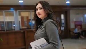 Heboh! Nafa Urbach hingga Sahroni Disanksi MKD, Uya Kuya Lolos Nafa Urbach