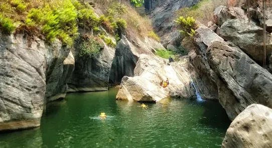 Bandung Punya Surga Tersembunyi! Cocok untuk Healing Keluarga Anti Mainstream!