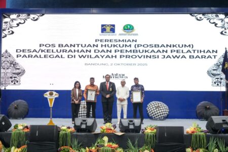 Resmikan Pusbankum Desa se-Jabar, KDM Dorong Peradilan Adat Lewat Pergub Baru