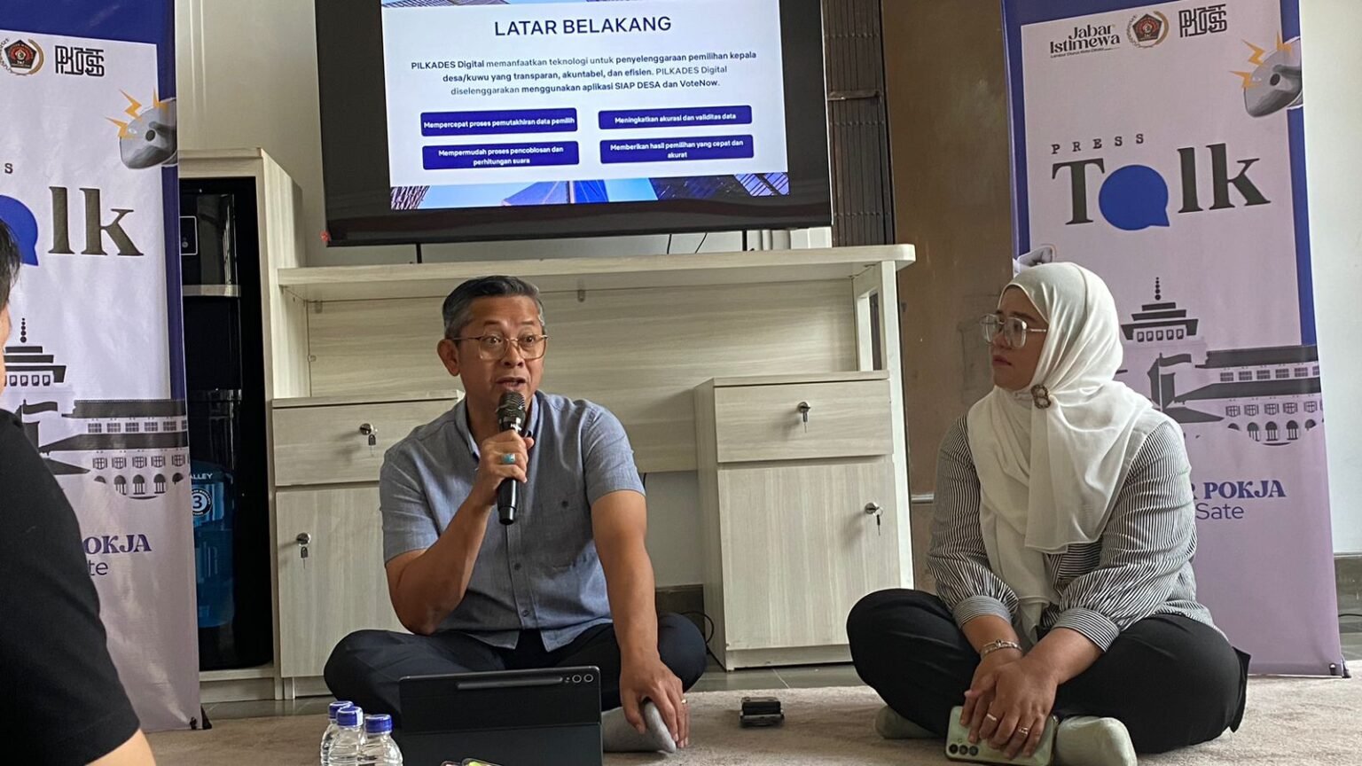Kegiatan PressTalk di Gedung Sate, Selasa (7/10/2025). Foto: Ist.