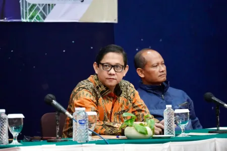 Wakil Ketua DPRD Provinsi Jawa Barat, MQ Iswara di acara silaturahmi dengan Jurnalis Hukum Bandung (JHB).