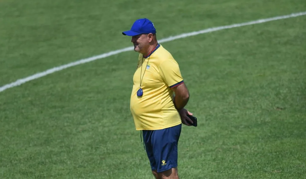 Persib Siap Tempur di Sleman! Bojan Hodak Ingatkan Pemain Soal Bahaya PSBS Biak