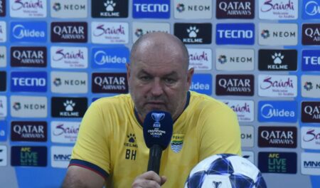 Pelatih Persib, Bojan Hodak.