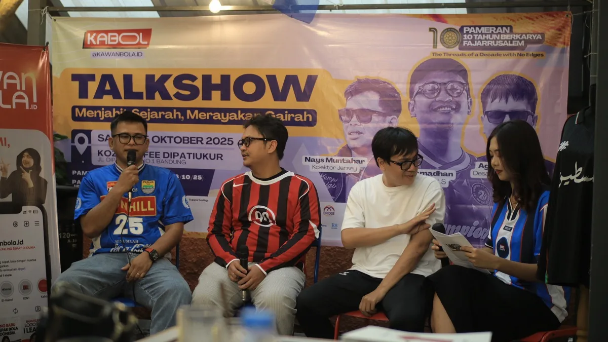 Jersey Bukan Sekadar Kain: Kisah, Cinta, dan Sejarah Persib Menjahit Sejarah, Merayakan Gairah.
