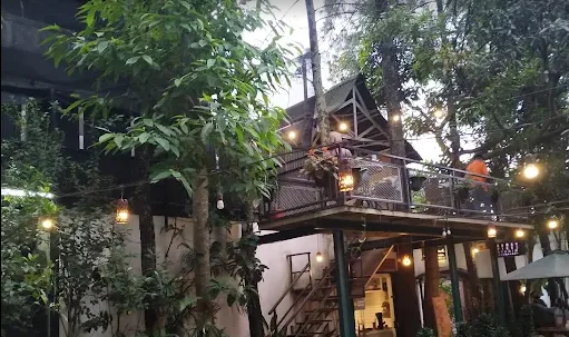 Cari Spot Estetik di Cimahi? Ini 4 Tempat Kuliner Paling Populer 2025