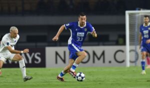 Thom Haye Hilang dari DSP, Ini Penjelasan Mengejutkan Bojan Hodak