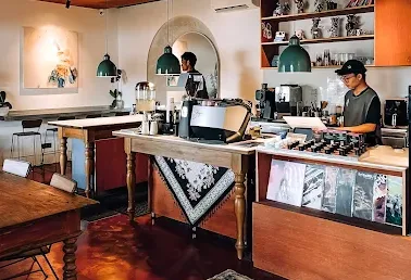 Hidden Gem Bandung 2025: Ini 5 Restoran Estetik dan Menu Lezat yang Lagi Viral